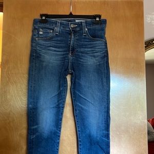 AG The Farrah Skinny Ankle Size 26R